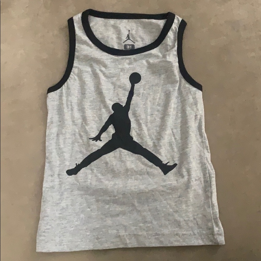 New without tag Jordan tank top size 3T